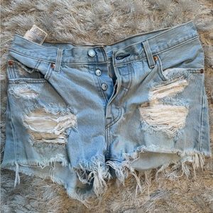 Levi jean shorts